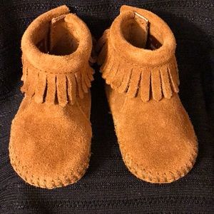 Infant Minnetonka Moccasins Size 2
